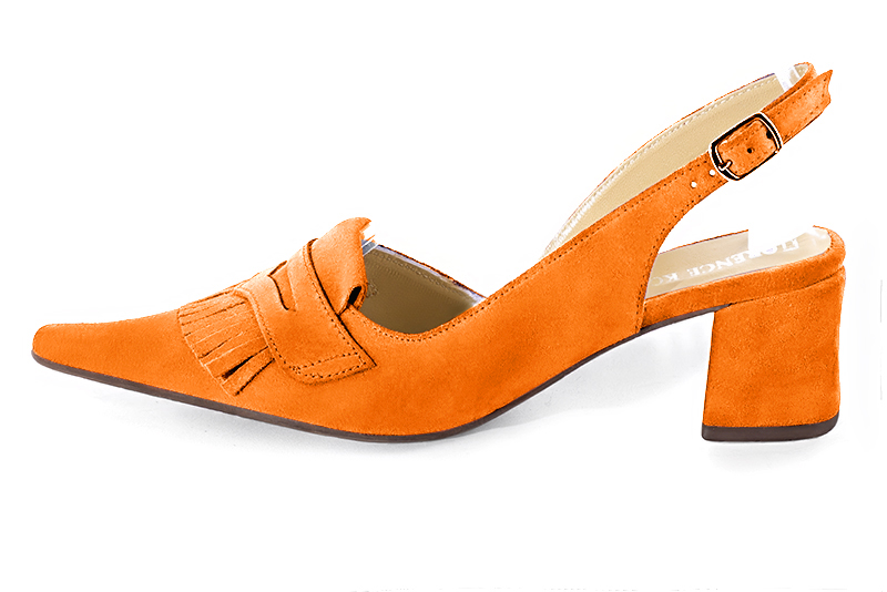 French elegance and refinement for these apricot orange dress slingback shoes, 
                available in many subtle leather and colour combinations. Fans of originality will appreciate the fringes and the "Offbeat Rock" side.
To be personalized or not, with your materials and colors.  
                Matching clutches for parties, ceremonies and weddings.   
                You can customize these shoes to perfectly match your tastes or needs, and have a unique model.  
                Choice of leathers, colours, knots and heels. 
                Wide range of materials and shades carefully chosen.  
                Rich collection of flat, low, mid and high heels.  
                Small and large shoe sizes - Florence KOOIJMAN